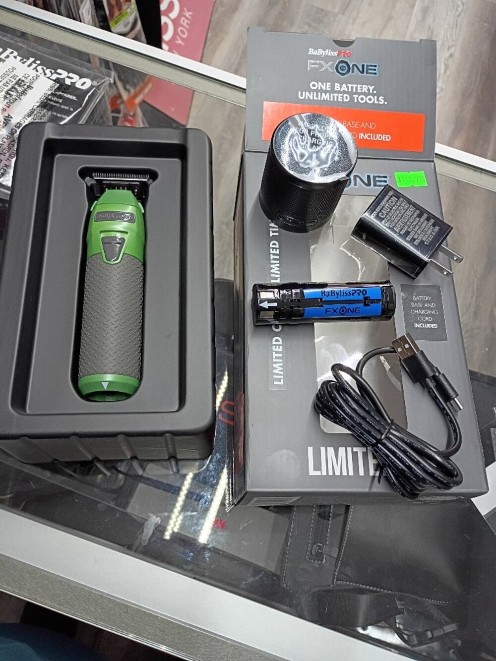 BabylissPro Fx One Green Trimmer )Battery, Charger and Cable)